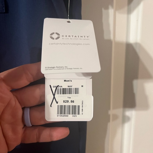 Men’s size medium Cherokee Certainty scrub top. New with tags. - Picture 7 of 8